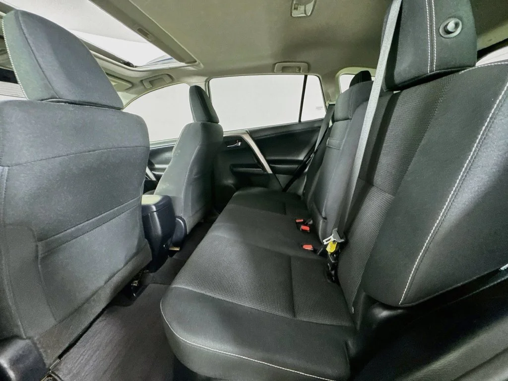 Used 2018 Black Sand Pearl Toyota XLE image 30
