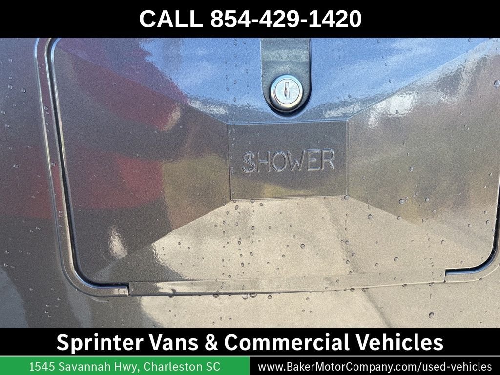 Used 2016 Gray Mercedes-Benz Road Trek image 27