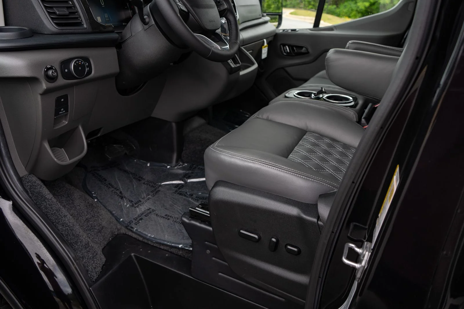 New 2026 Black Ford Explorer Edition Trail Package image 30