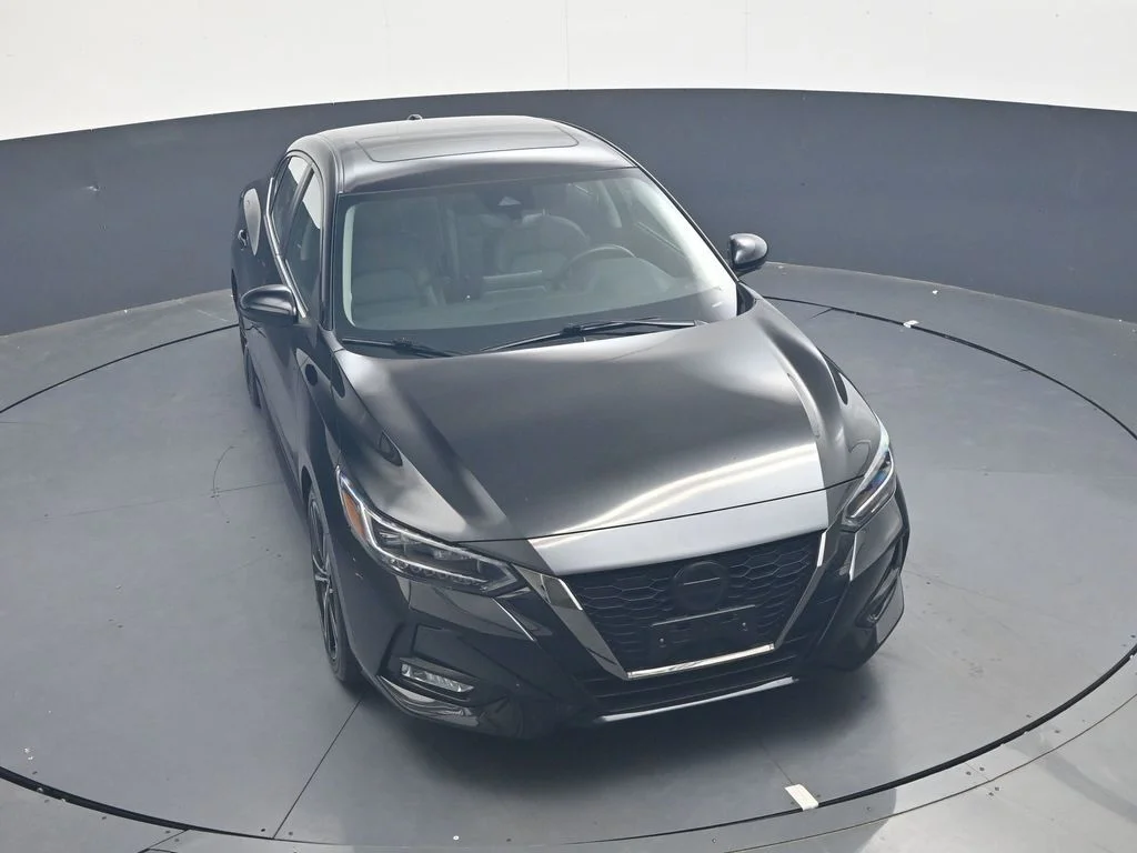 Used 2022 Black Nissan SR image 28