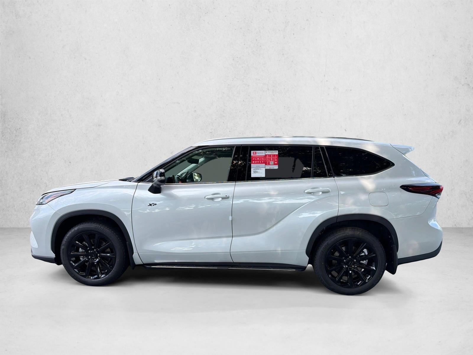 Certified Used 2026 Wind Chill Pearl Toyota Limited image 6
