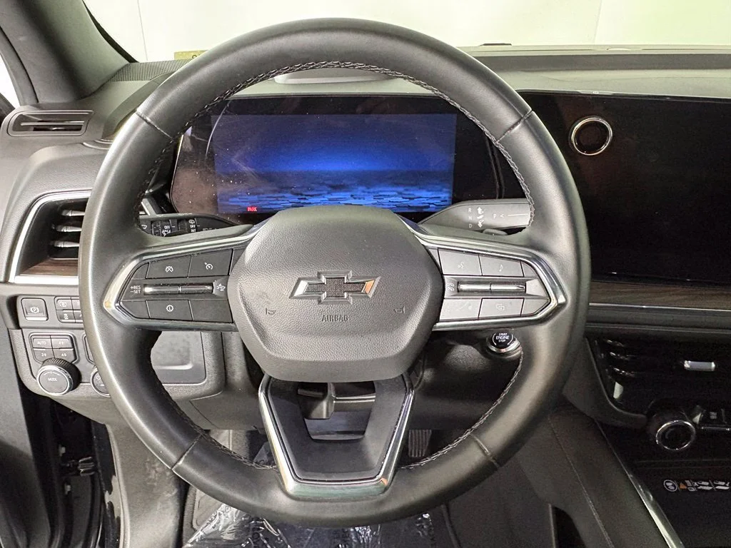 Certified Used 2025 Black Chevrolet Z71 image 28
