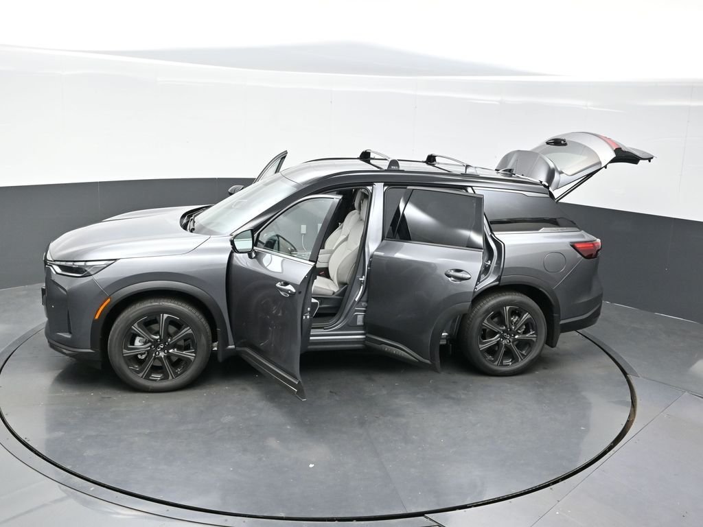 New 2027 2T GRPT SHDW INFINITI Autograph AWD image 42
