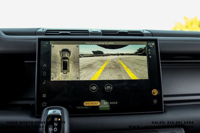 Used 2025 Santorini Black Metallic Land Rover X-Dynamic SE image 20