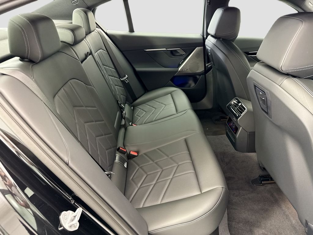 New 2026 Black Sapphire Metallic BMW 530i xDrive image 21