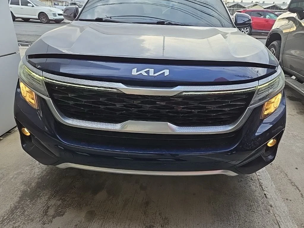 Used 2022 Blue Kia S image 6