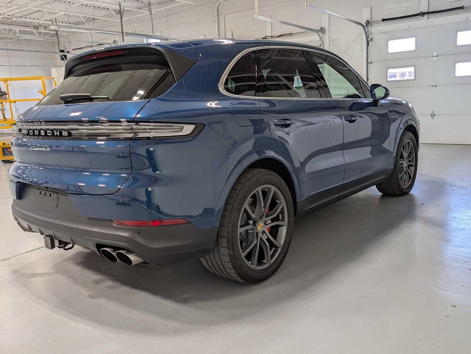 Used 2024 Montego Blue Metallic Porsche S image 5