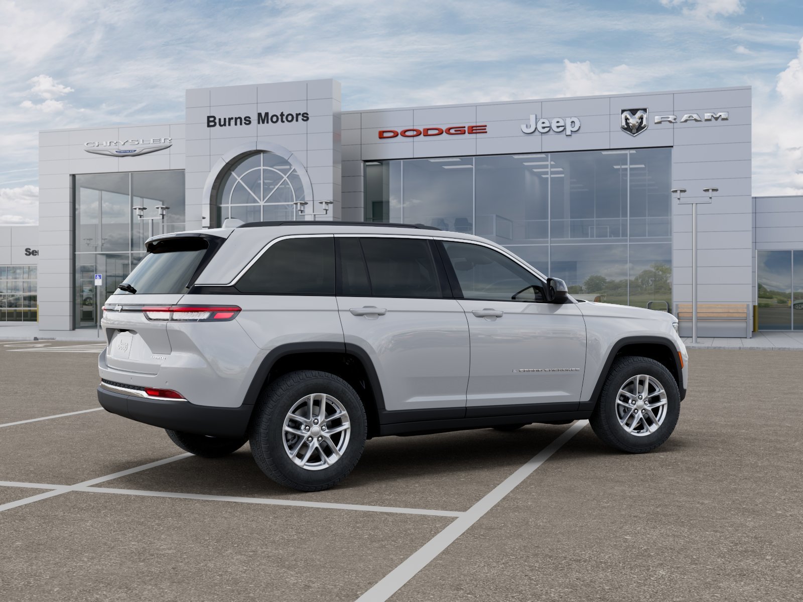 New 2026 Bright White Clear-Coat Exterior Paint Jeep Laredo image 30