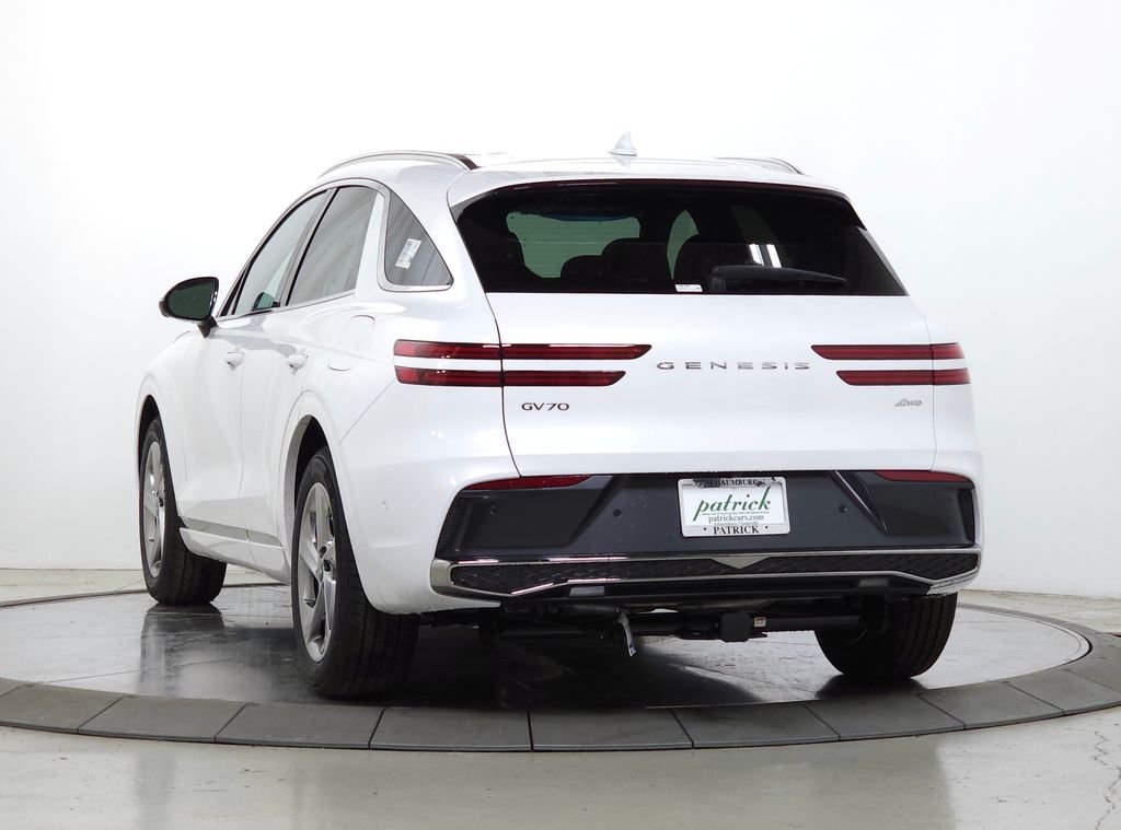 New 2026 White Genesis 2.5T ADVANCED image 5