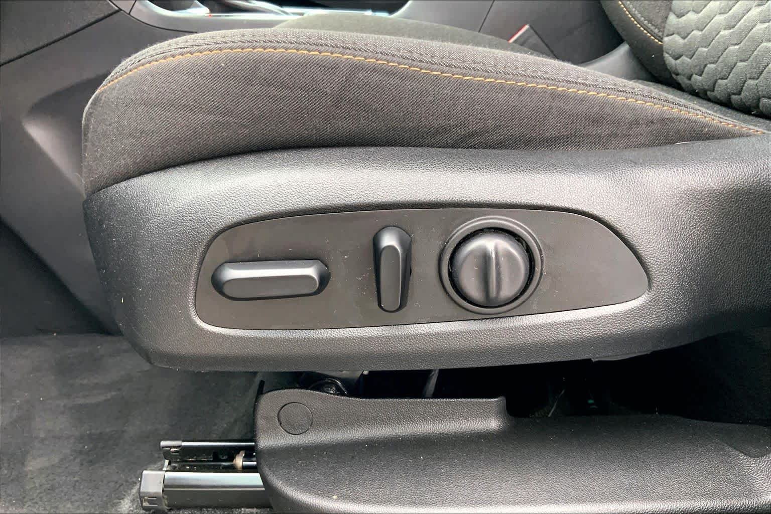 Used 2020 Silver Ice Metallic Chevrolet LT image 32