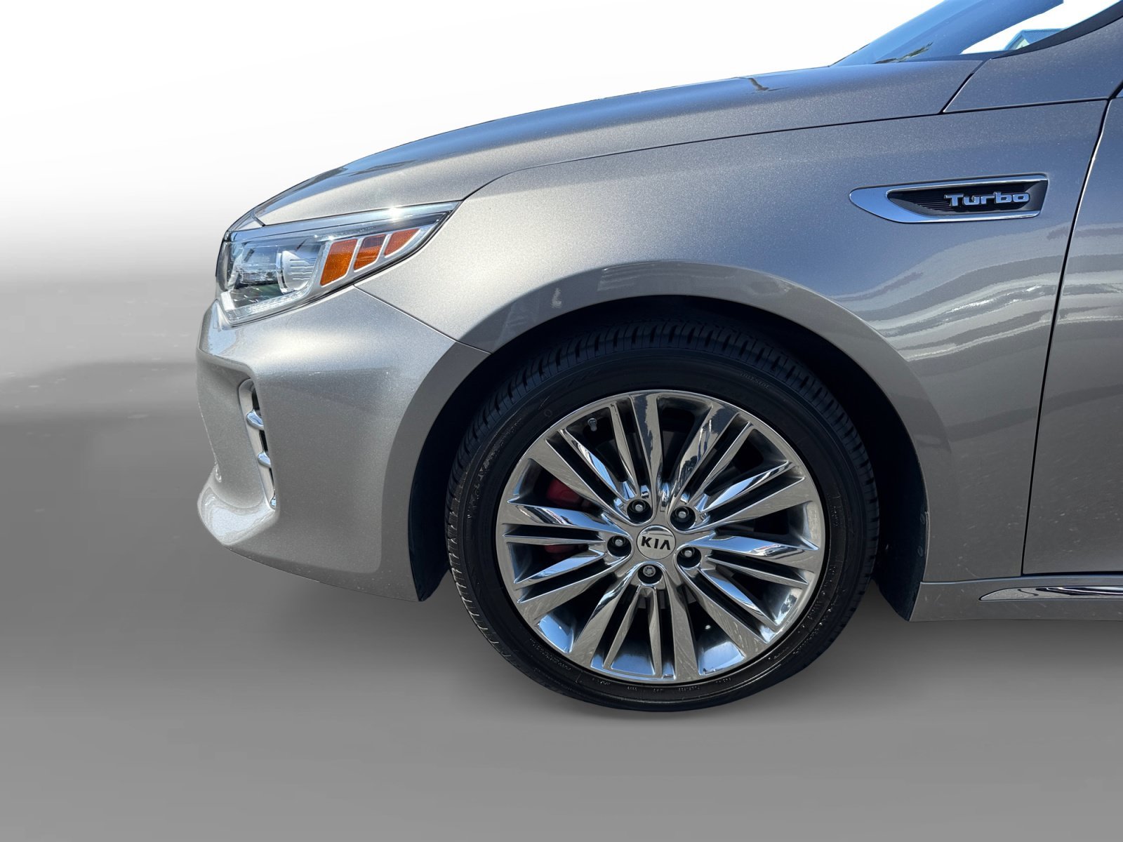 Used 2016 Titanium Gray Kia SXL image 9