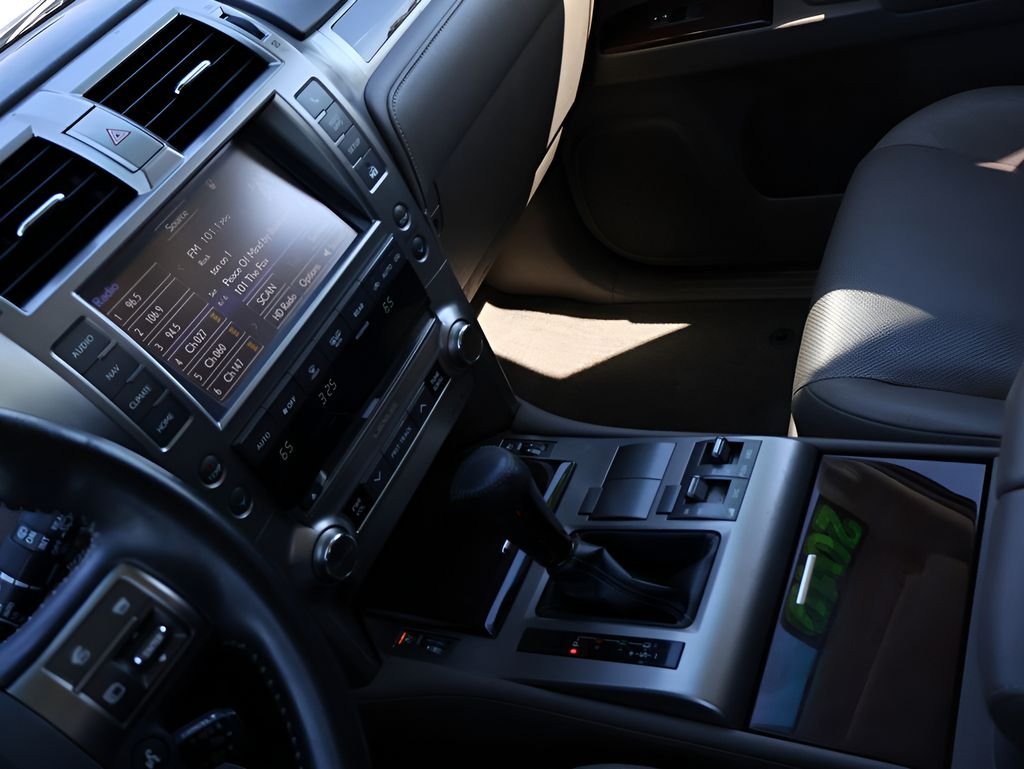 Used 2019 Nightfall Mica Lexus 460 image 19