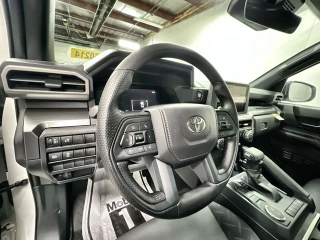 2026 Toyota Tacoma SR5 - Photo 10