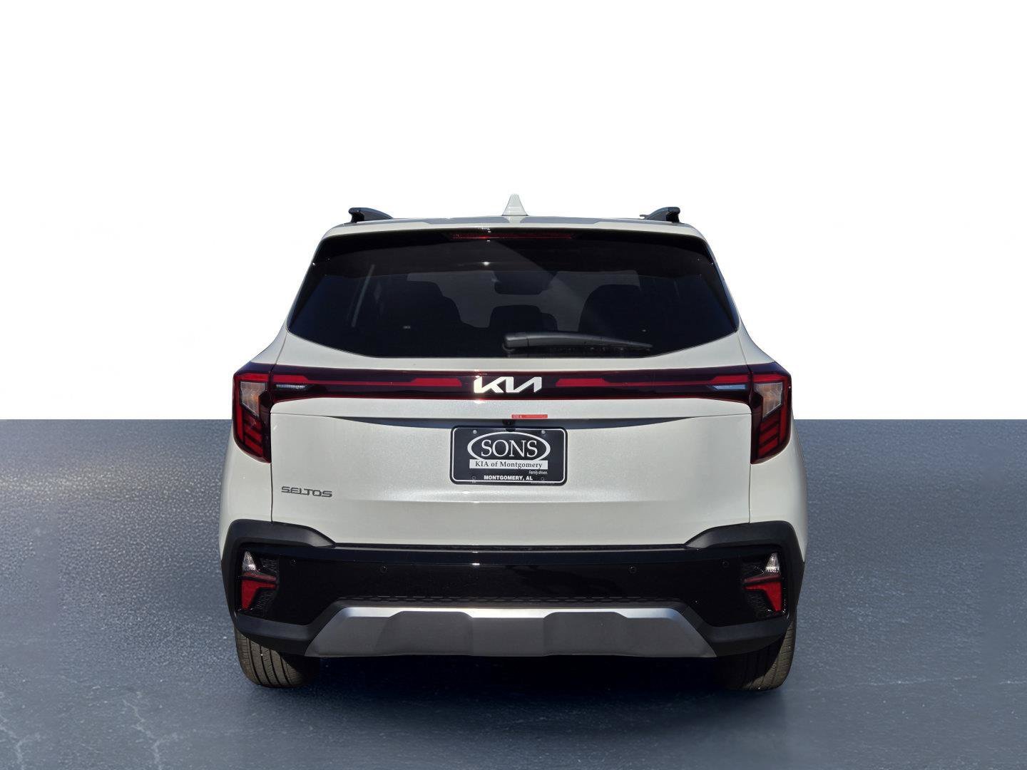 New 2026 Snow White Pearl Kia EX image 9