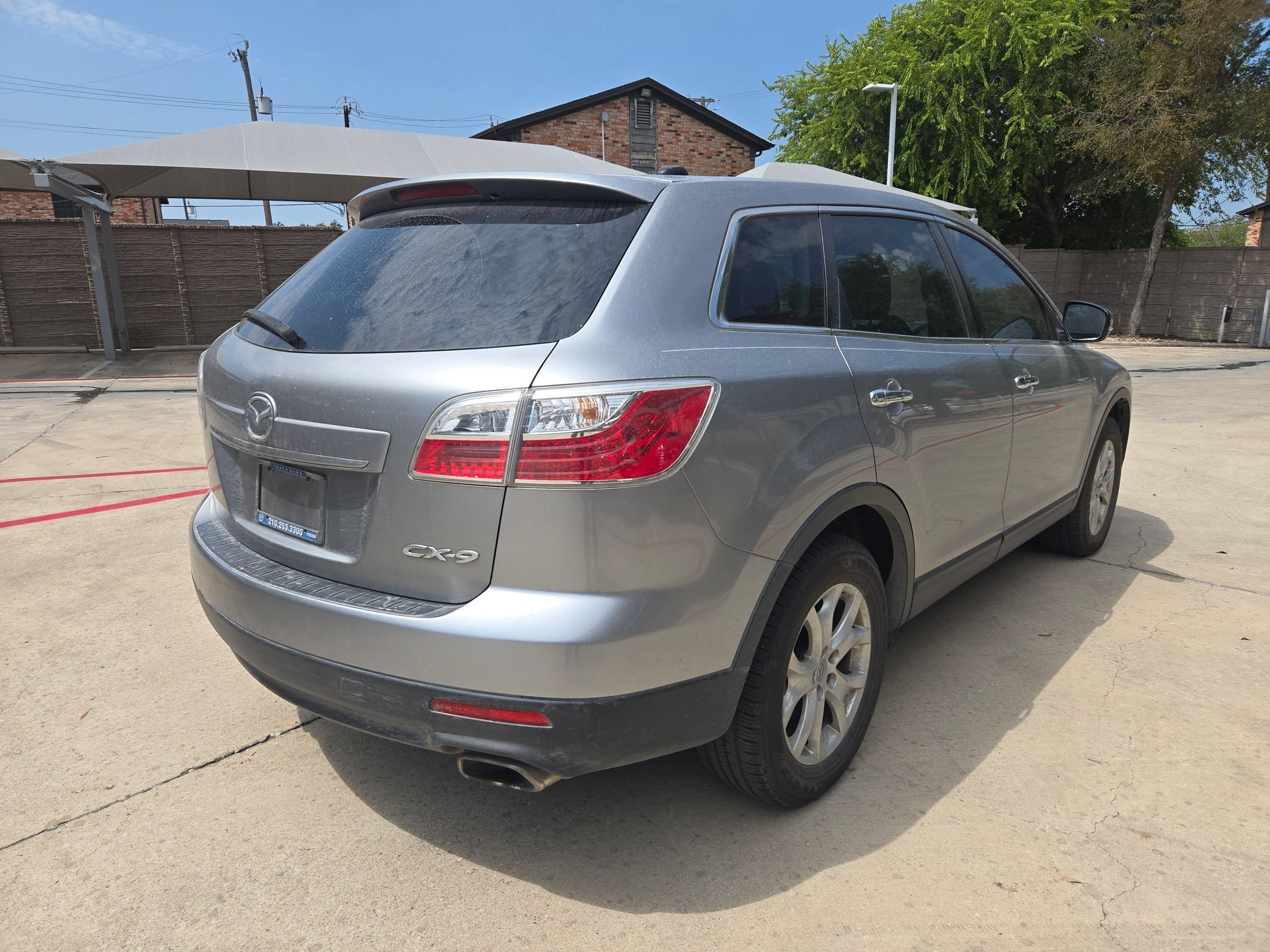 Used 2012 Liquid Silver Metallic Mazda Grand Touring image 3