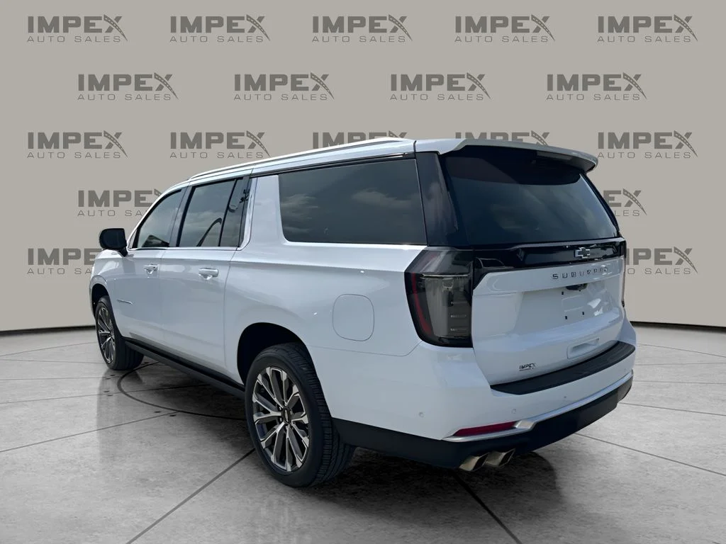 Used 2026 White Chevrolet High Country image 3