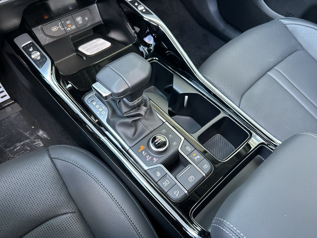 New 2026 Wolf Gray Kia X-Line SX AWD image 24