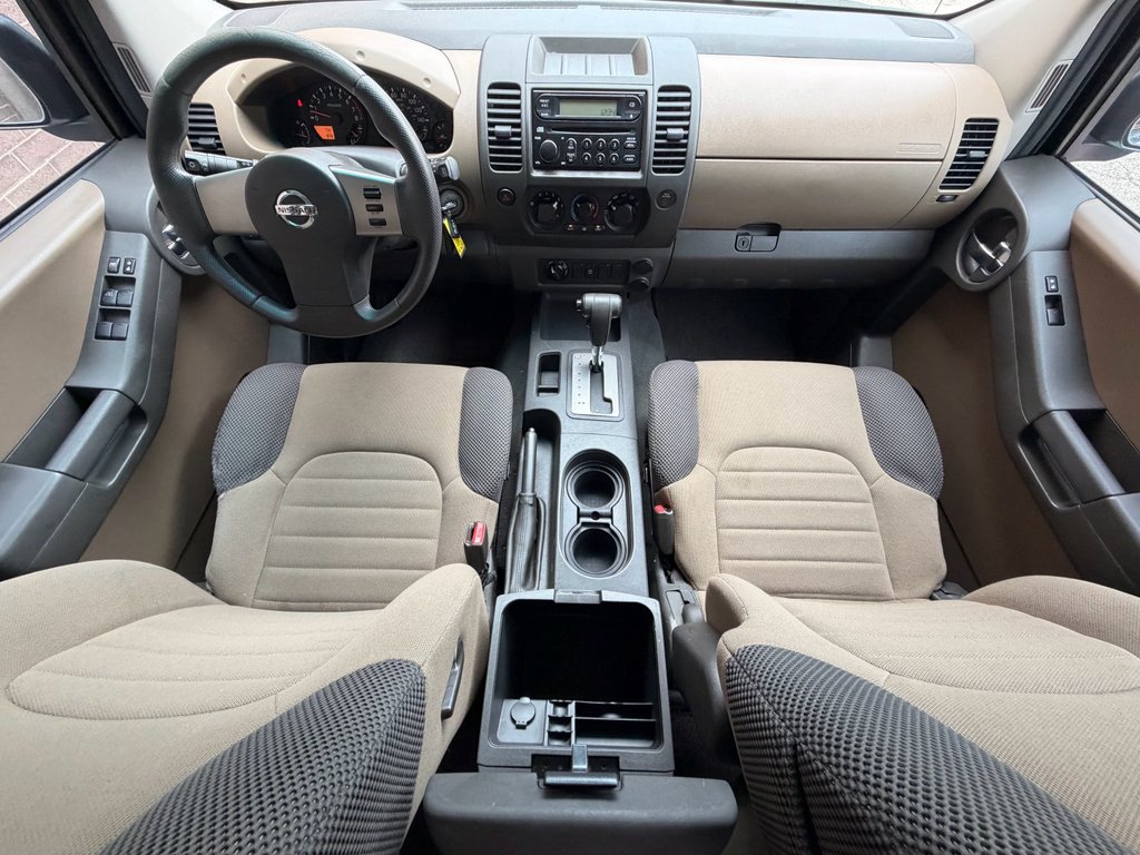 Used 2007 Avalanche Nissan S image 30