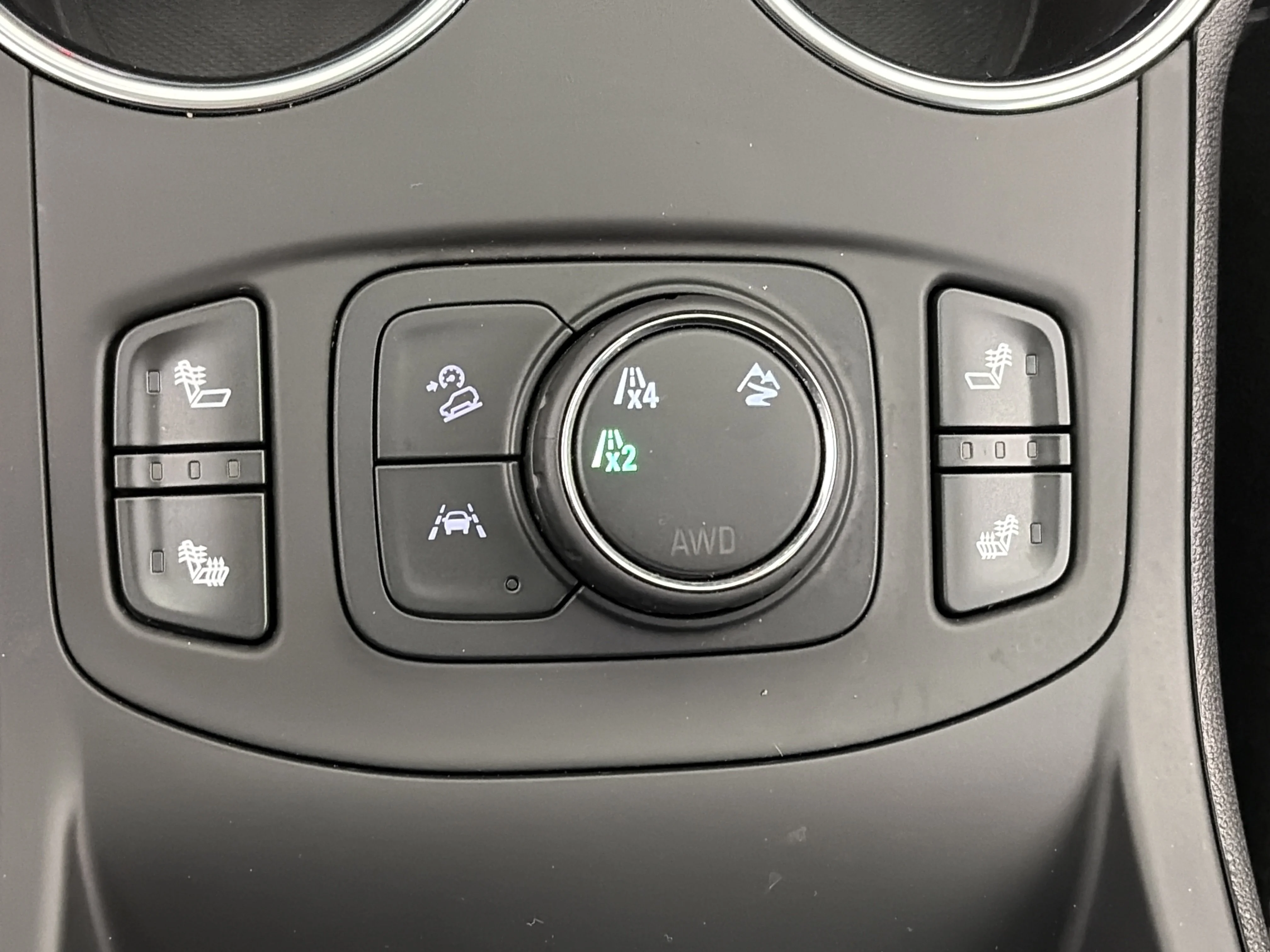 Certified Used 2024 Summit White GMC SLE image 28