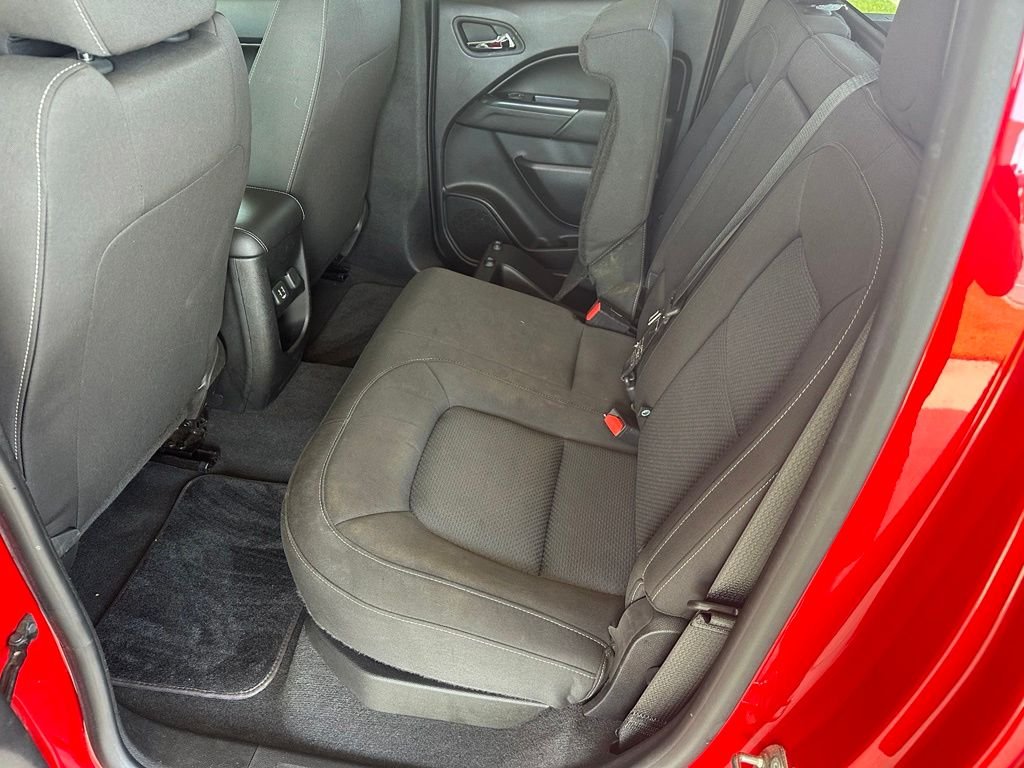 Used 2019 Red Chevrolet LT image 28