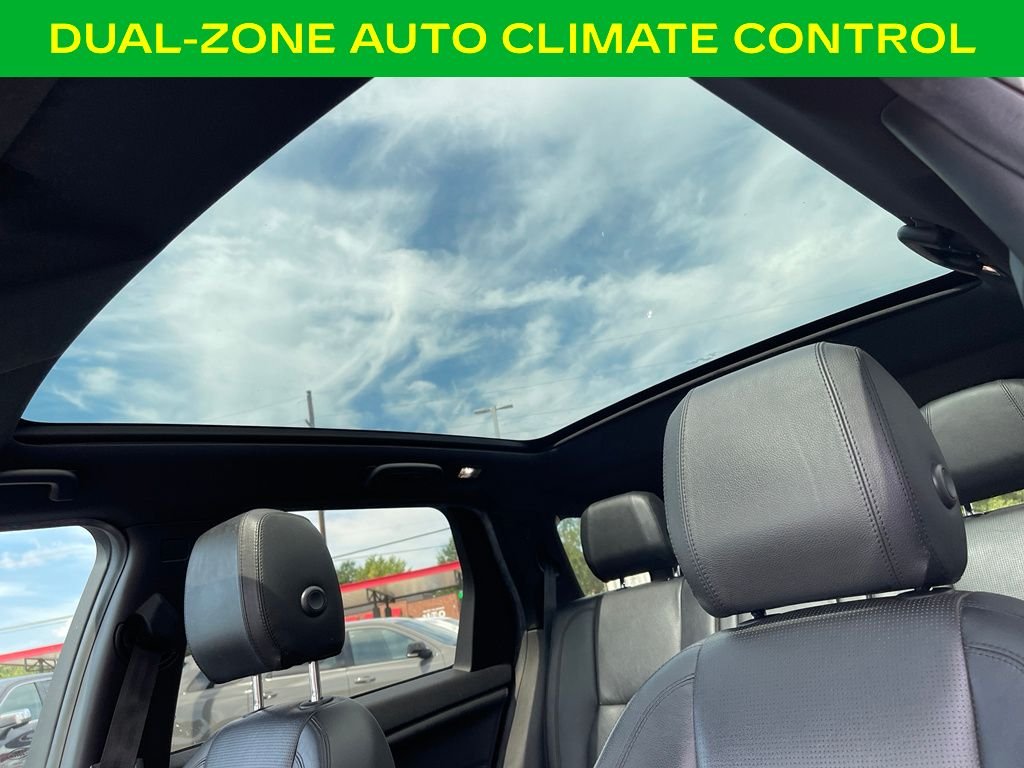 Used 2019 Firenze Red Metallic Land Rover HSE image 16