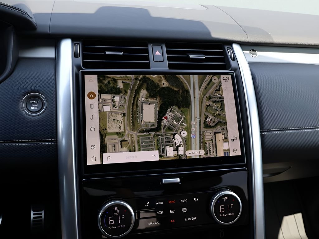 New 2026 Fuji White Land Rover Dynamic SE image 21