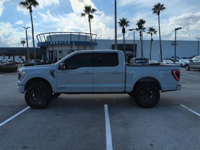 Used 2023 Gray Ford XLT image 7