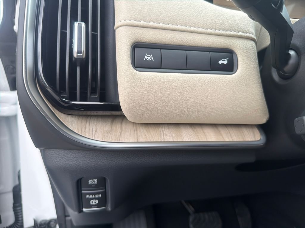 New 2026 Nissan Armada Platinum 4D Sport Utility