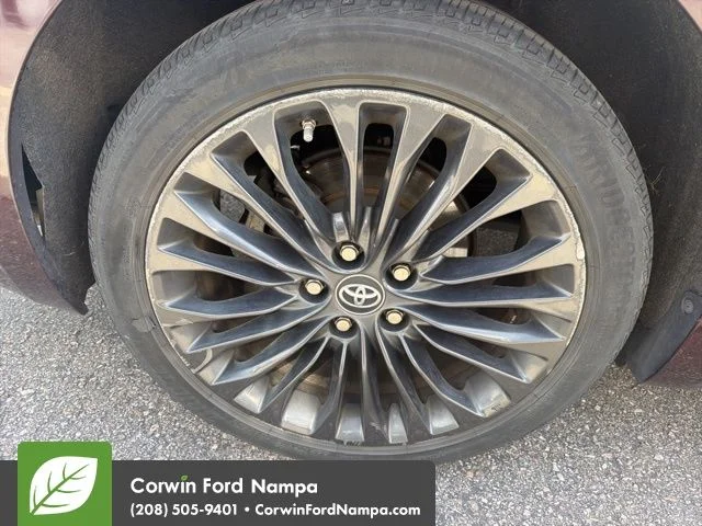 Used 2016 Red Toyota Touring image 10