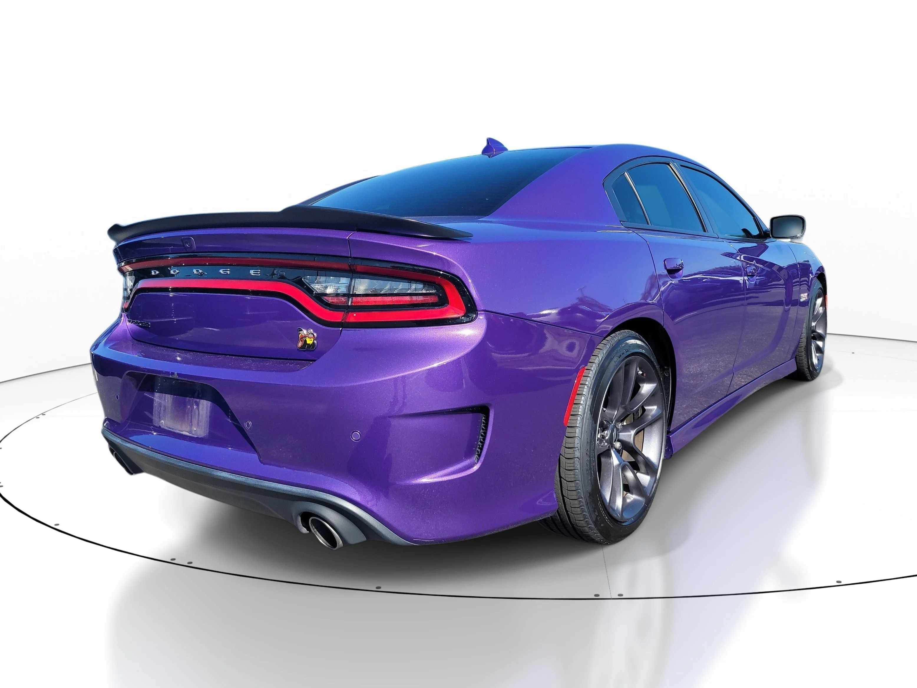 Used 2023 Plum Crazy Pearlcoat Dodge Scat Pack image 4