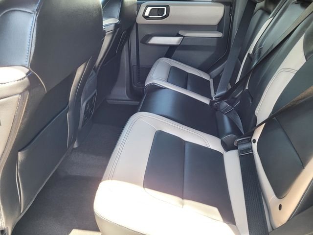 Used 2023 Gray Ford Wildtrak image 12