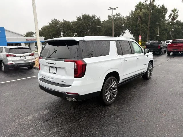 New 2026 Glacier White Tricoat GMC Denali Ultimate image 4