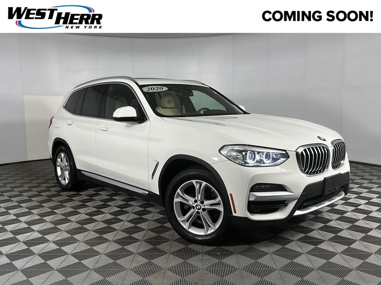 Used 2020 Alpine White BMW xDrive30i image 1