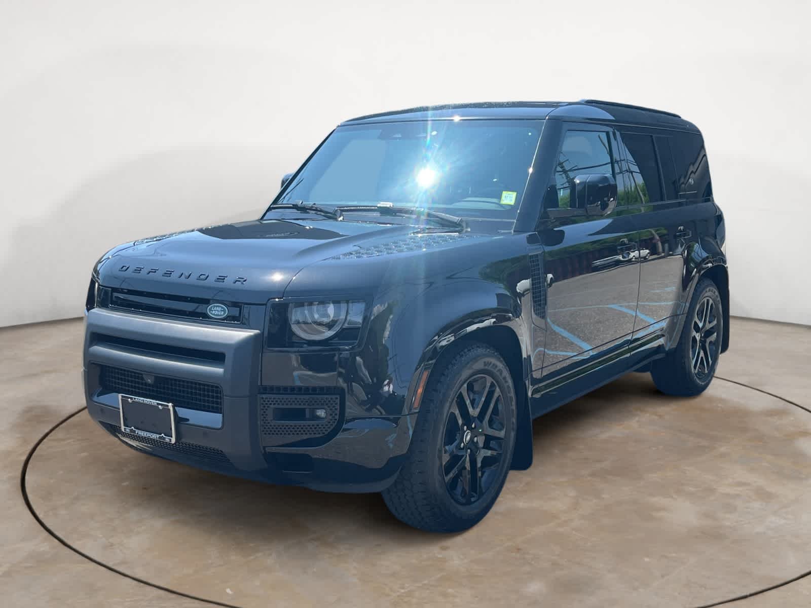 2024 Land Rover Defender X-Dynamic SE