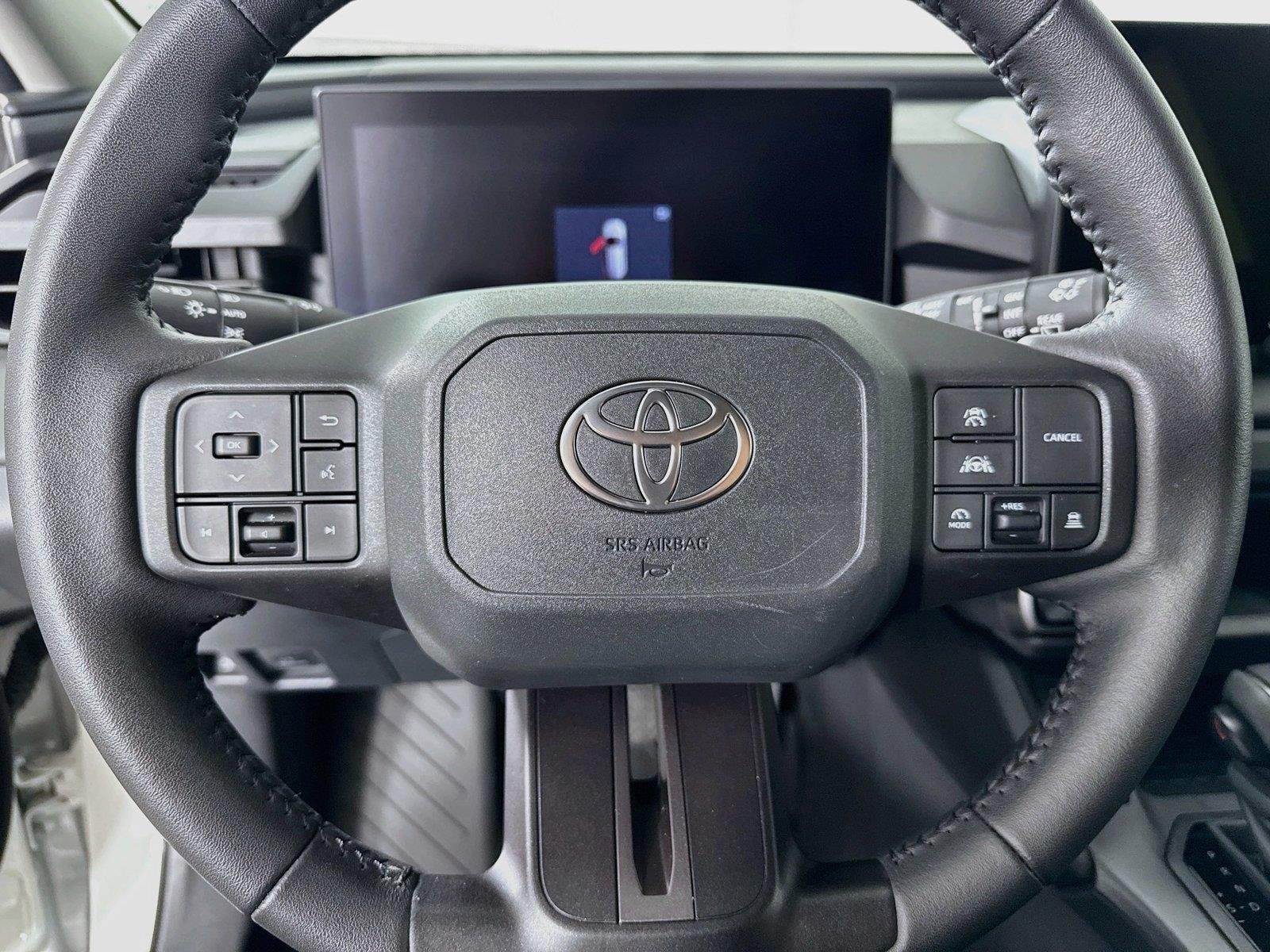 Certified Used 2026 Ice Cap Toyota XLE Premium image 17