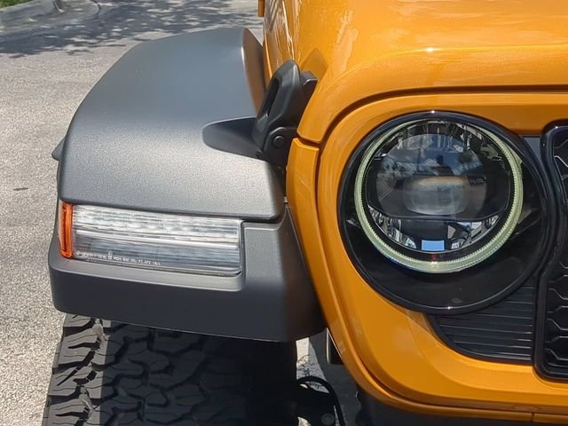 New 2026 Goldilocks Exterior Paint Jeep Rubicon 392 image 10