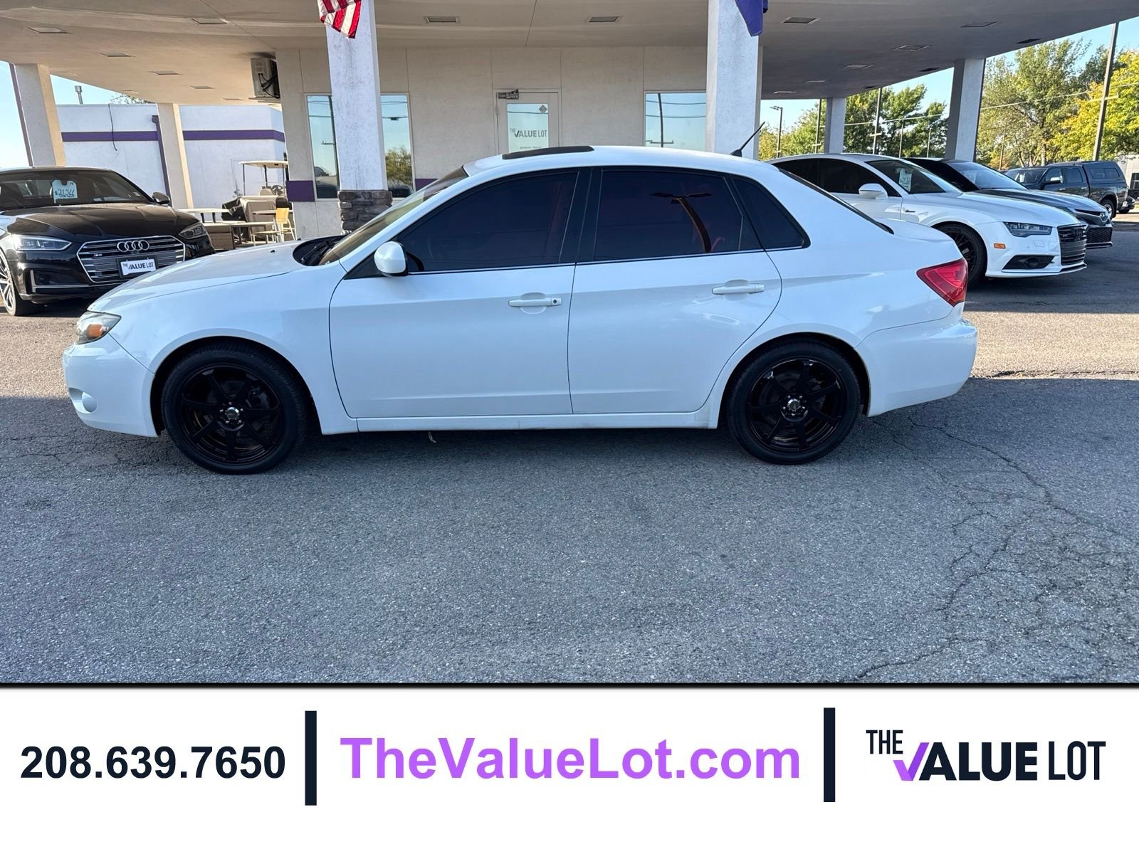 Used 2010 White Subaru 2.5i image 7