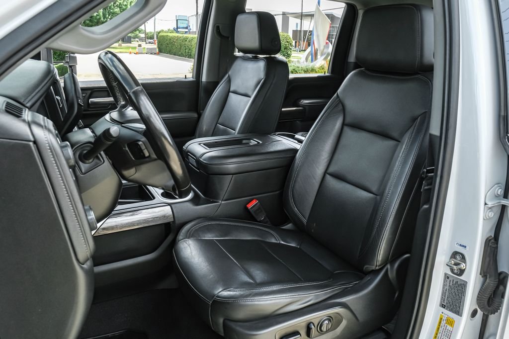 Used 2020 White Chevrolet LTZ image 35