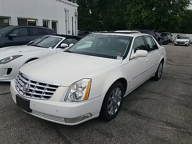 Used 2006 White Cadillac Base image 11