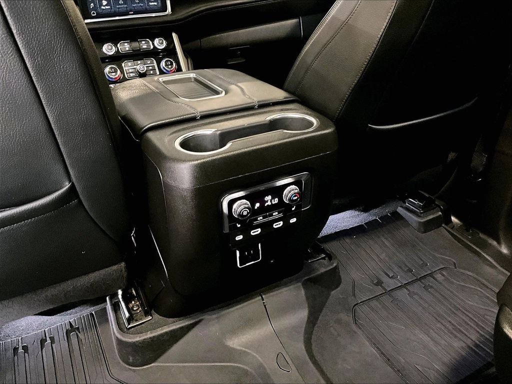 Used 2024 Black GMC Denali image 29
