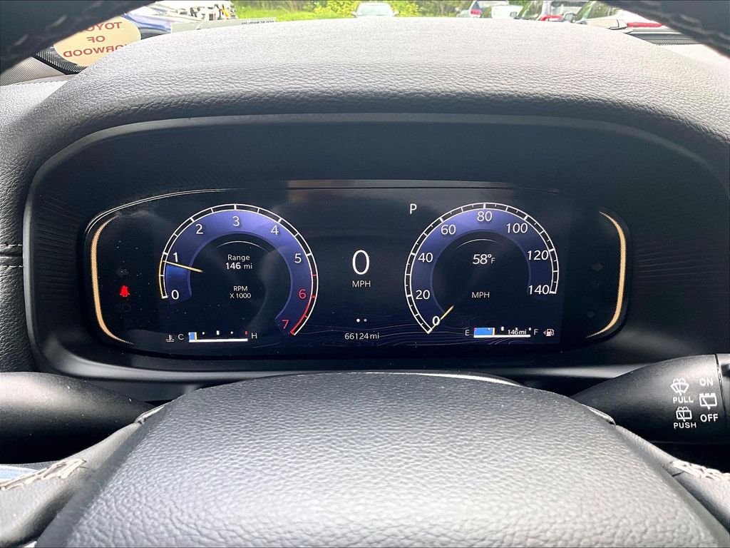 Used 2024 Gray Jeep Base image 25