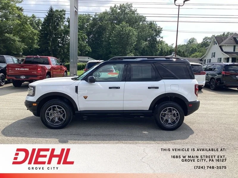 Used 2022 White Ford Badlands image 4