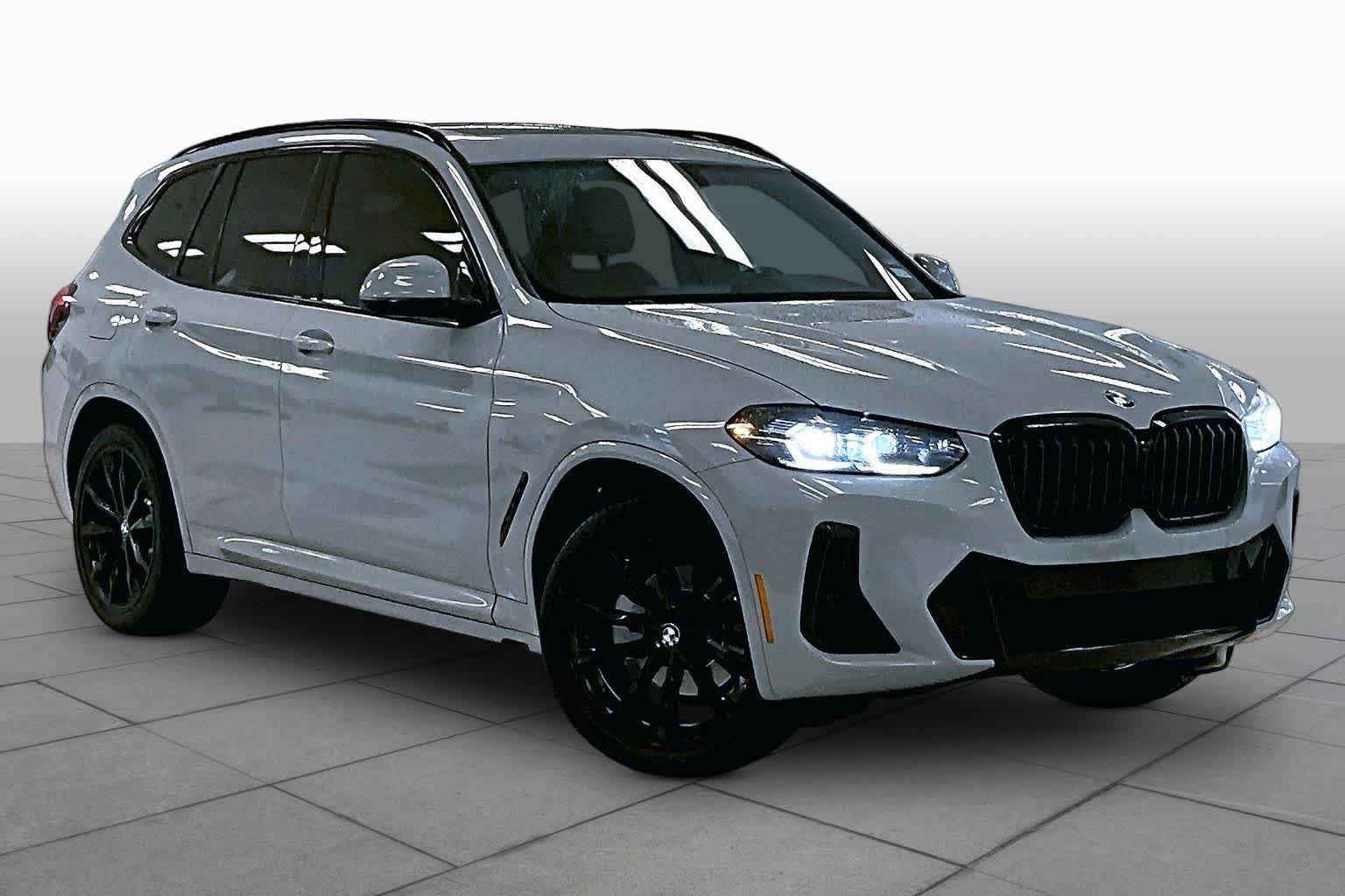 Used 2024 Brooklyn Grey Metallic BMW sDrive30i image 2