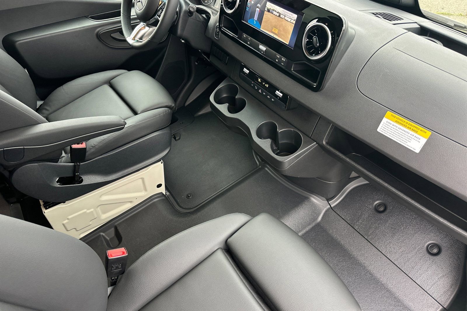 2025 Mercedes-Benz Sprinter Crew Van Base - Photo 18