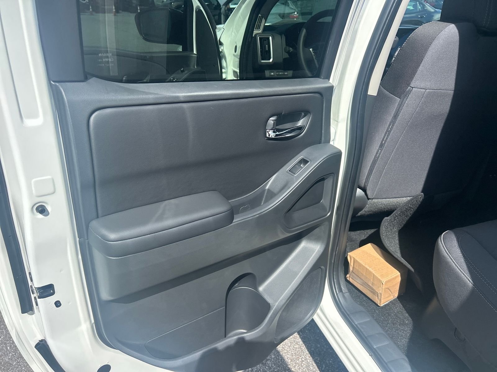 New 2026 Nissan Frontier SV 4D Crew Cab