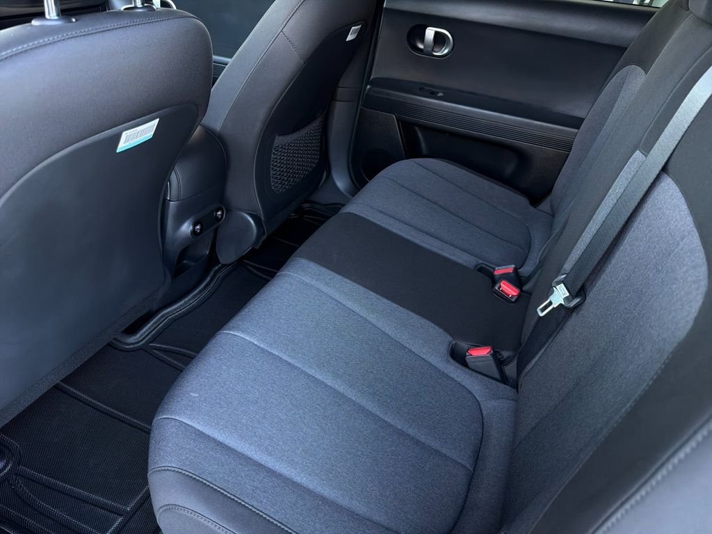 Used 2024 White Hyundai SEL image 12