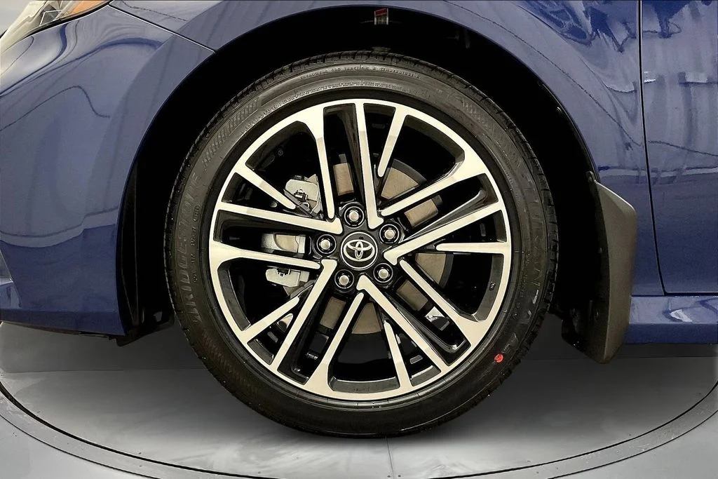 New 2026 Reservoir Blue Toyota  XLE image 14