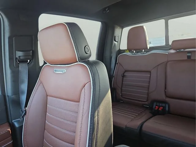 2026 GMC Sierra 2500HD Denali Ultimate - Photo 19