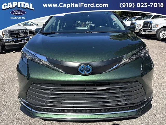 Used 2024 Green Toyota XLE image 10