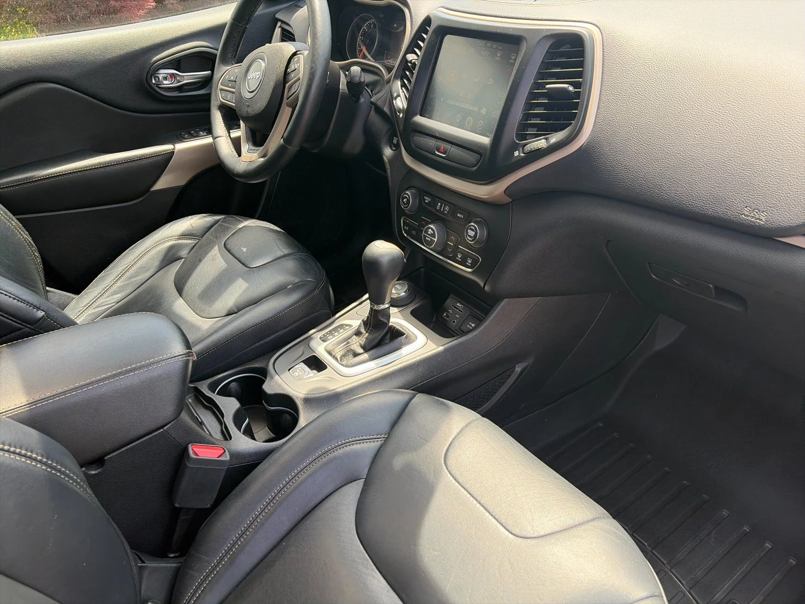 Used 2017 Billet Silver Metallic Jeep Limited image 16